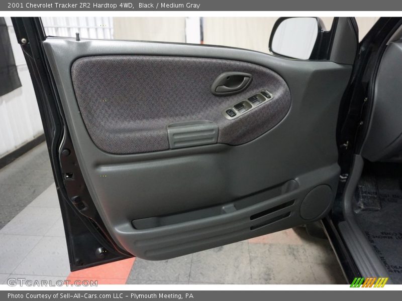 Door Panel of 2001 Tracker ZR2 Hardtop 4WD