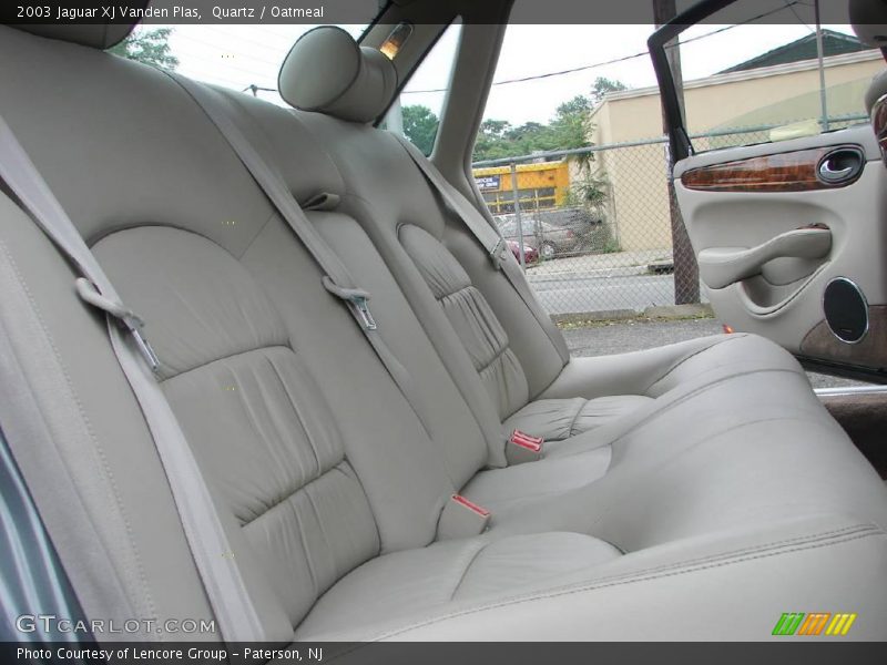 Quartz / Oatmeal 2003 Jaguar XJ Vanden Plas