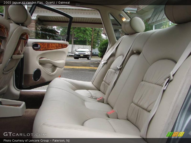 Quartz / Oatmeal 2003 Jaguar XJ Vanden Plas