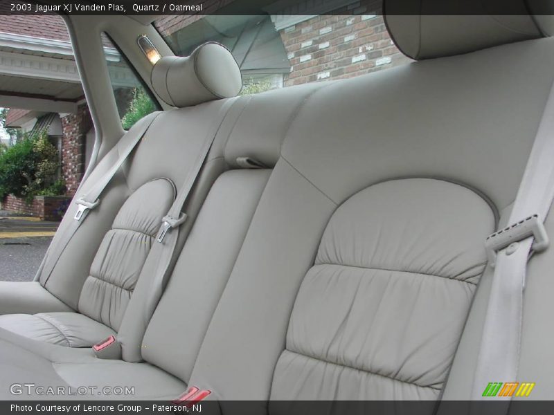Quartz / Oatmeal 2003 Jaguar XJ Vanden Plas