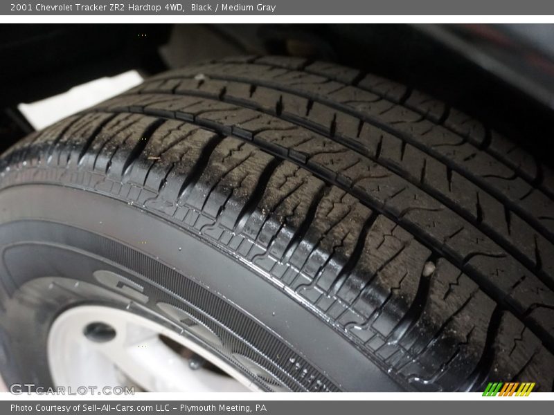 Black / Medium Gray 2001 Chevrolet Tracker ZR2 Hardtop 4WD