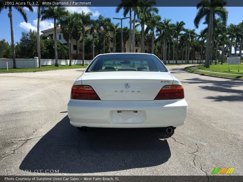 White Diamond / Parchment 2001 Acura TL 3.2