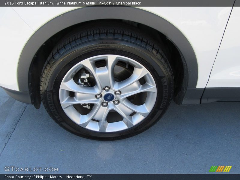 White Platinum Metallic Tri-Coat / Charcoal Black 2015 Ford Escape Titanium