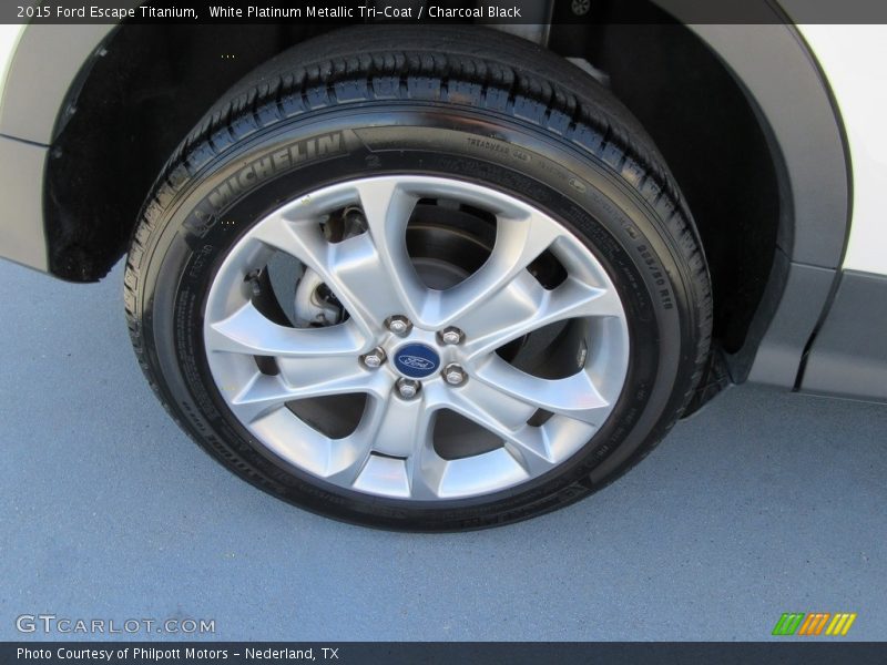 White Platinum Metallic Tri-Coat / Charcoal Black 2015 Ford Escape Titanium