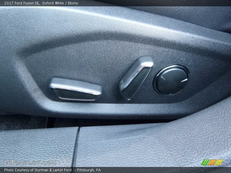 Oxford White / Ebony 2017 Ford Fusion SE