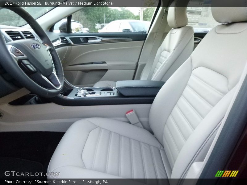 Burgundy Velvet / Medium Light Stone 2017 Ford Fusion SE