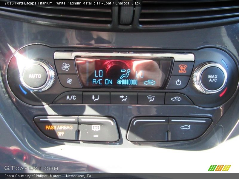 White Platinum Metallic Tri-Coat / Charcoal Black 2015 Ford Escape Titanium