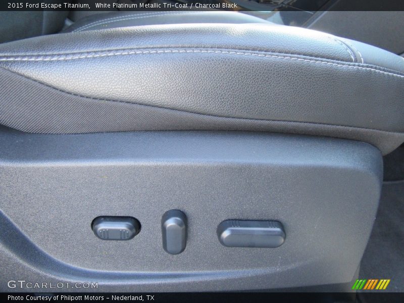 White Platinum Metallic Tri-Coat / Charcoal Black 2015 Ford Escape Titanium