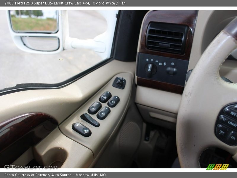 Oxford White / Tan 2005 Ford F250 Super Duty Lariat Crew Cab 4x4