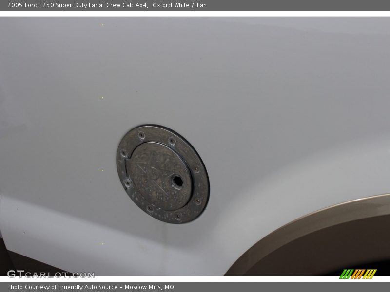 Oxford White / Tan 2005 Ford F250 Super Duty Lariat Crew Cab 4x4