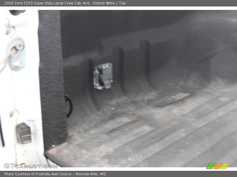 Oxford White / Tan 2005 Ford F250 Super Duty Lariat Crew Cab 4x4