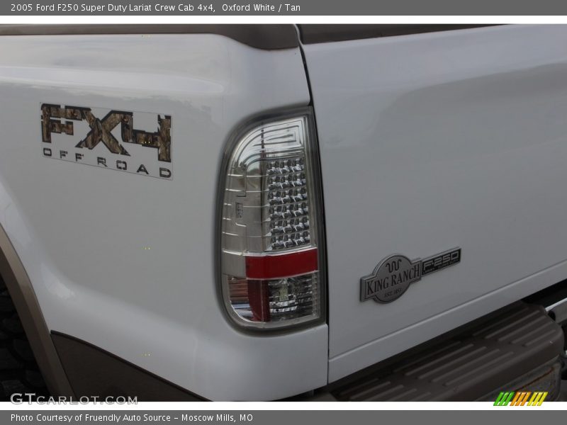 Oxford White / Tan 2005 Ford F250 Super Duty Lariat Crew Cab 4x4