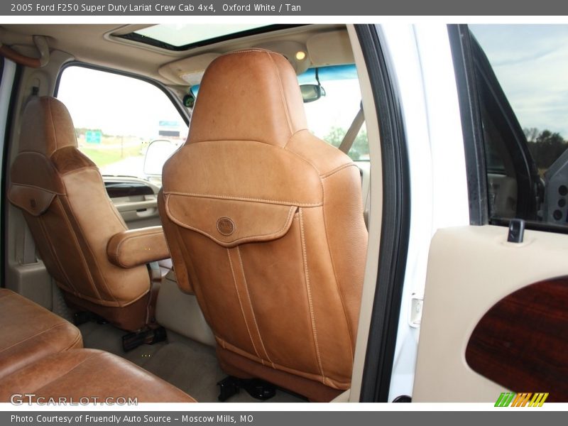 Oxford White / Tan 2005 Ford F250 Super Duty Lariat Crew Cab 4x4
