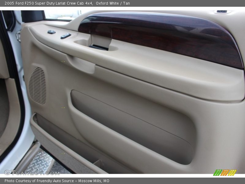 Oxford White / Tan 2005 Ford F250 Super Duty Lariat Crew Cab 4x4