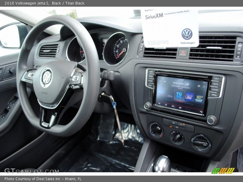 Black / Titan Black 2016 Volkswagen Jetta S