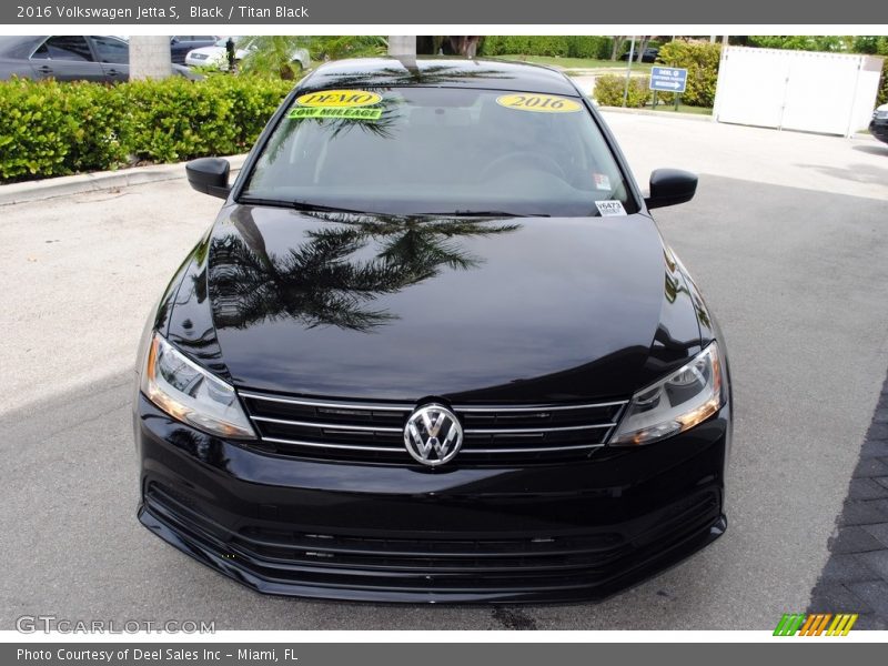 Black / Titan Black 2016 Volkswagen Jetta S