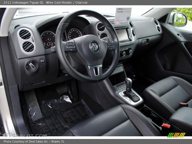 Charcoal Interior - 2011 Tiguan SE 