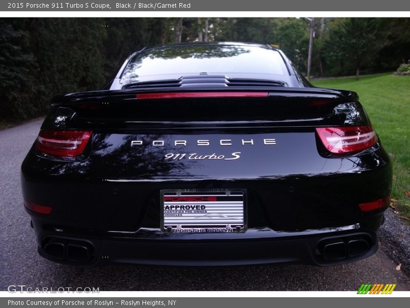 Black / Black/Garnet Red 2015 Porsche 911 Turbo S Coupe
