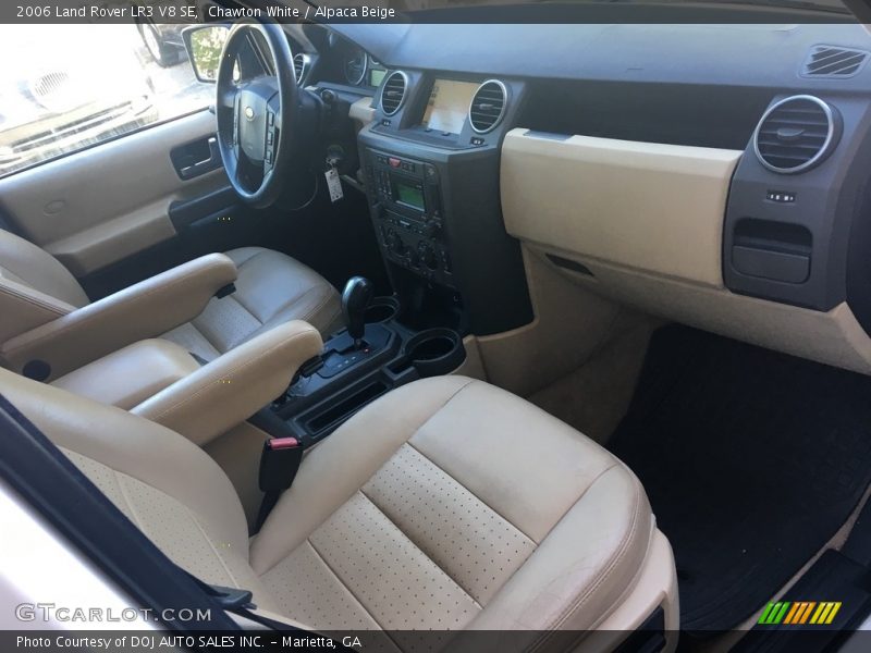 Chawton White / Alpaca Beige 2006 Land Rover LR3 V8 SE