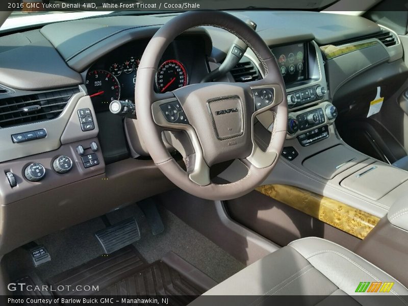 White Frost Tricoat / Cocoa/Shale 2016 GMC Yukon Denali 4WD