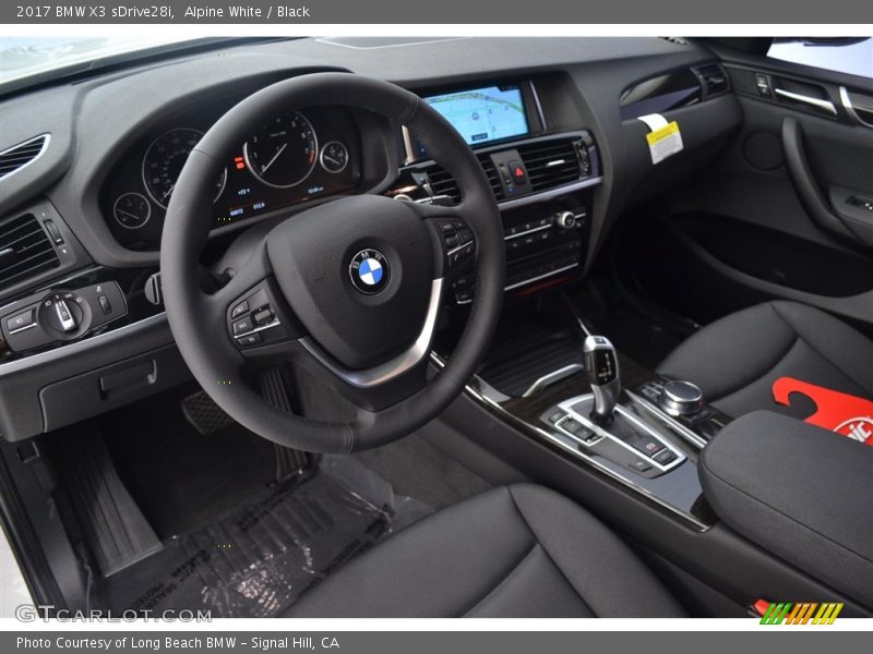 Alpine White / Black 2017 BMW X3 sDrive28i