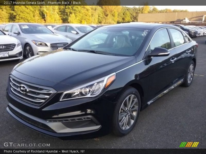 Front 3/4 View of 2017 Sonata Sport