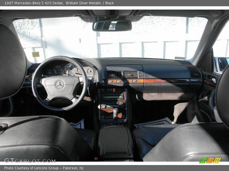 Brilliant Silver Metallic / Black 1997 Mercedes-Benz S 420 Sedan