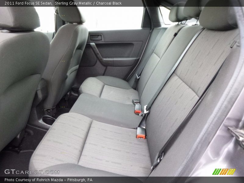 Sterling Gray Metallic / Charcoal Black 2011 Ford Focus SE Sedan