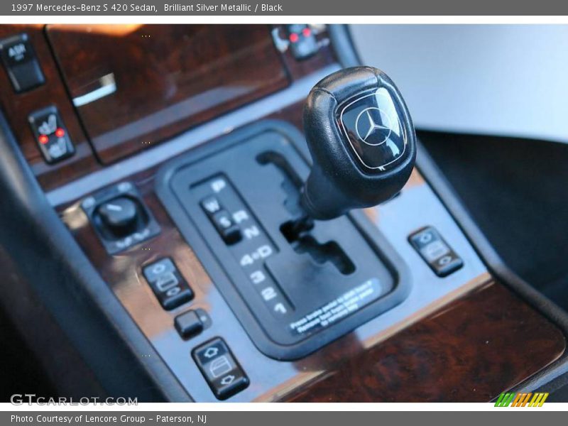 Brilliant Silver Metallic / Black 1997 Mercedes-Benz S 420 Sedan