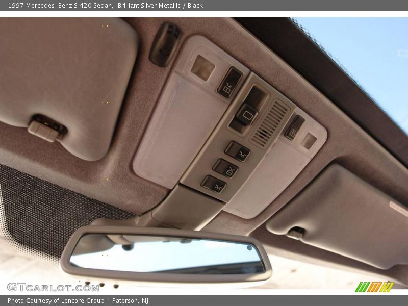 Brilliant Silver Metallic / Black 1997 Mercedes-Benz S 420 Sedan