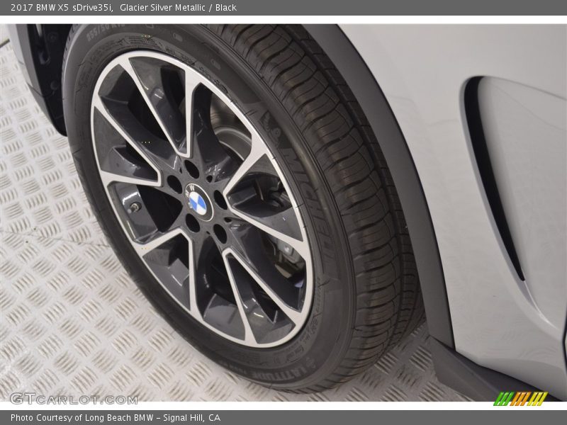 Glacier Silver Metallic / Black 2017 BMW X5 sDrive35i