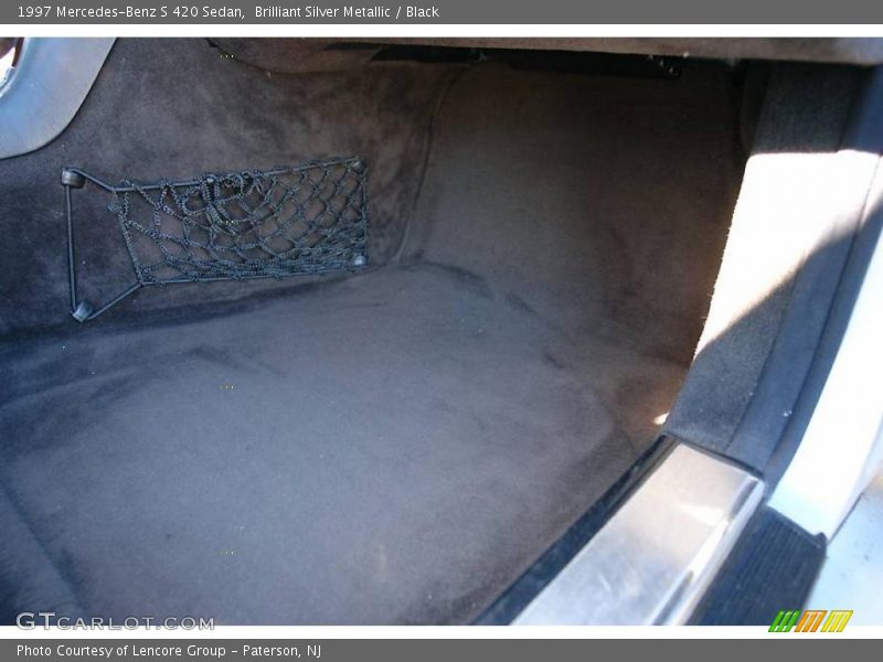 Brilliant Silver Metallic / Black 1997 Mercedes-Benz S 420 Sedan