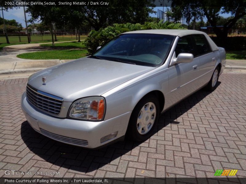 Sterling Metallic / Dark Gray 2002 Cadillac DeVille Sedan