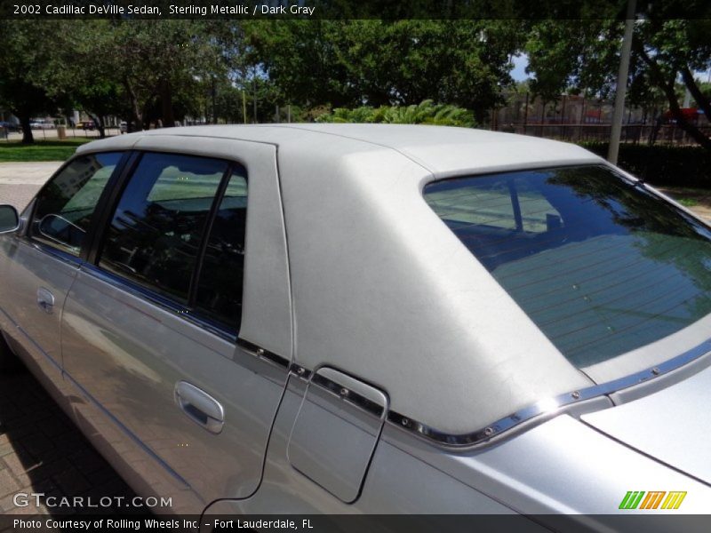 Sterling Metallic / Dark Gray 2002 Cadillac DeVille Sedan