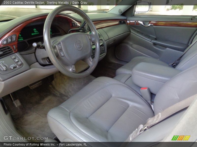 Sterling Metallic / Dark Gray 2002 Cadillac DeVille Sedan