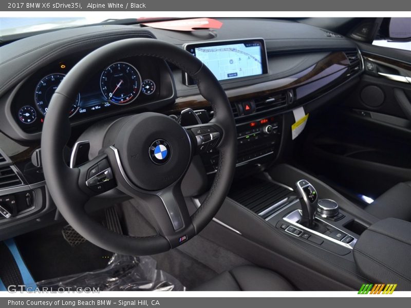 Alpine White / Black 2017 BMW X6 sDrive35i