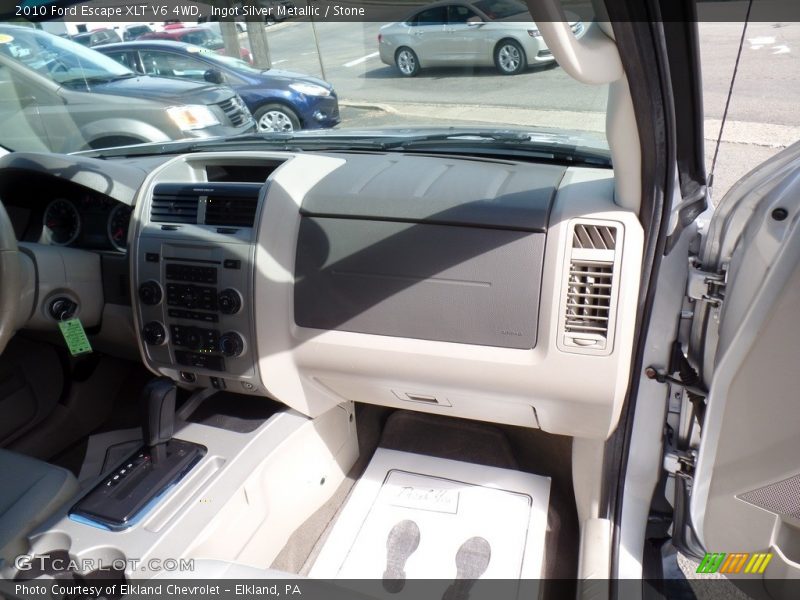Ingot Silver Metallic / Stone 2010 Ford Escape XLT V6 4WD