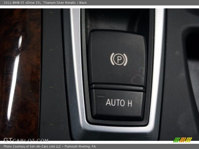Titanium Silver Metallic / Black 2011 BMW X5 xDrive 35i