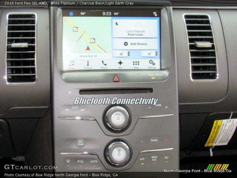 White Platinum / Charcoal Black/Light Earth Gray 2016 Ford Flex SEL AWD