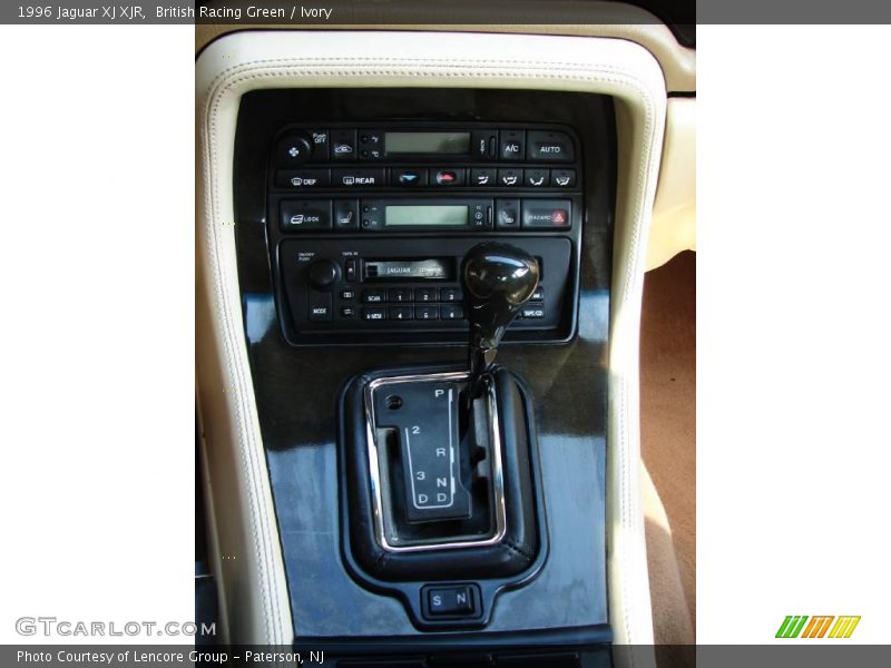 British Racing Green / Ivory 1996 Jaguar XJ XJR