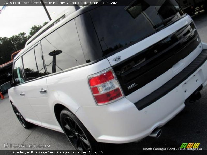 White Platinum / Charcoal Black/Light Earth Gray 2016 Ford Flex SEL AWD