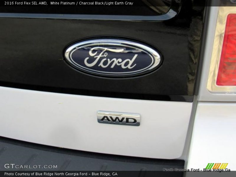 White Platinum / Charcoal Black/Light Earth Gray 2016 Ford Flex SEL AWD