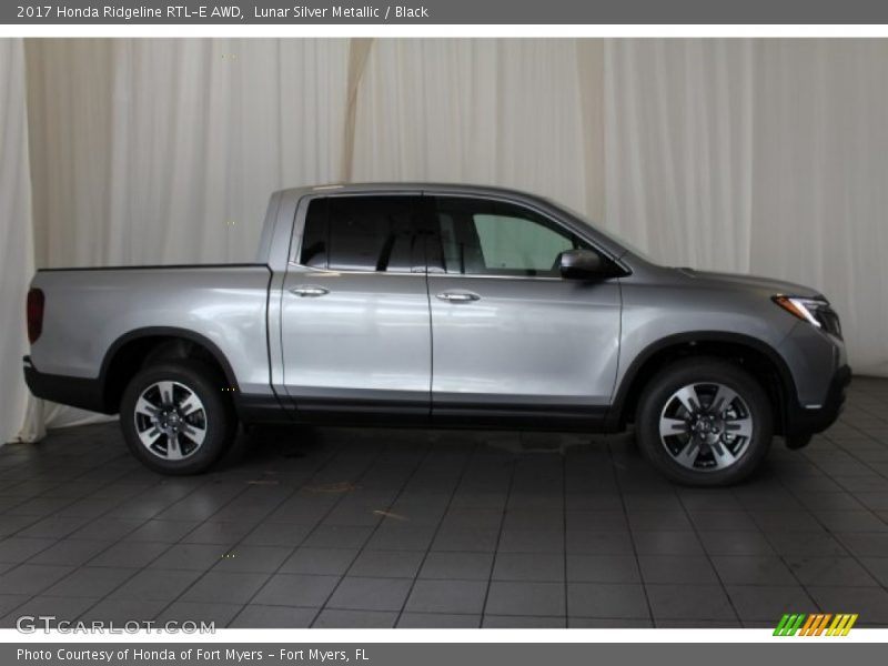  2017 Ridgeline RTL-E AWD Lunar Silver Metallic