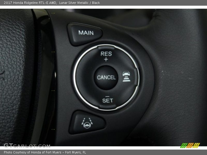 Lunar Silver Metallic / Black 2017 Honda Ridgeline RTL-E AWD