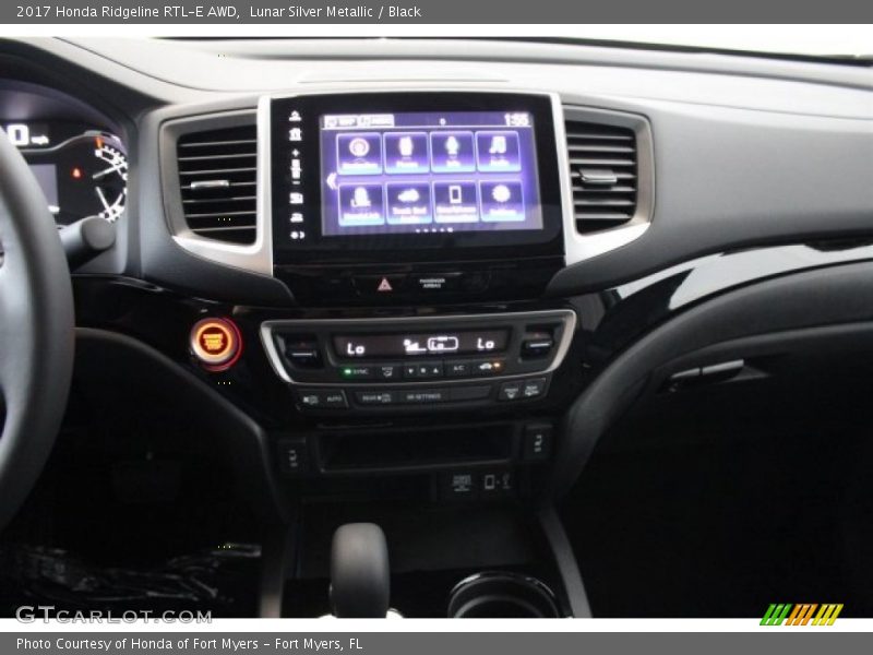 Lunar Silver Metallic / Black 2017 Honda Ridgeline RTL-E AWD