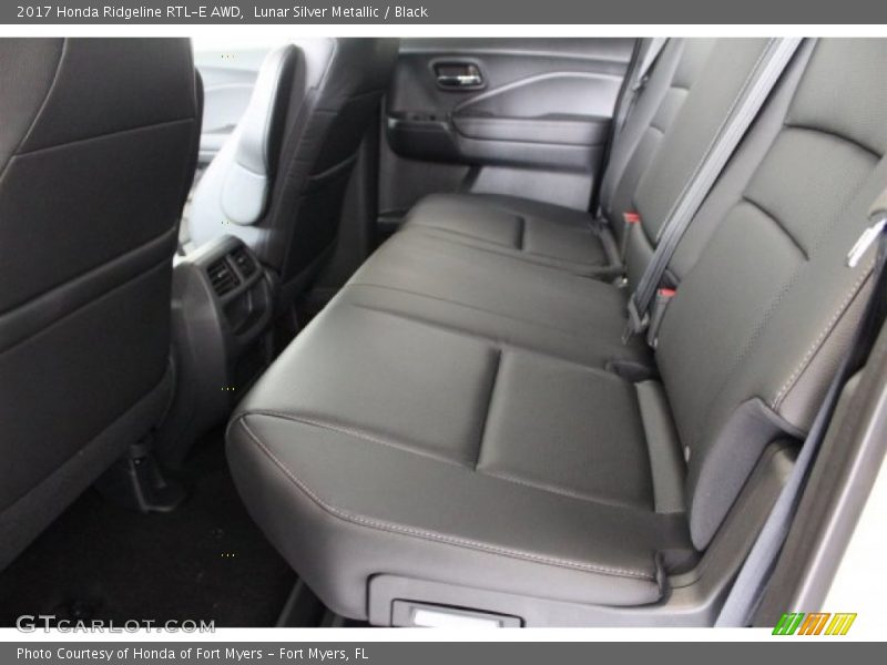 Lunar Silver Metallic / Black 2017 Honda Ridgeline RTL-E AWD