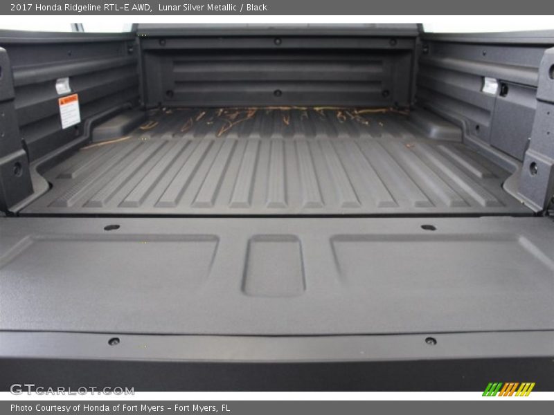 Lunar Silver Metallic / Black 2017 Honda Ridgeline RTL-E AWD