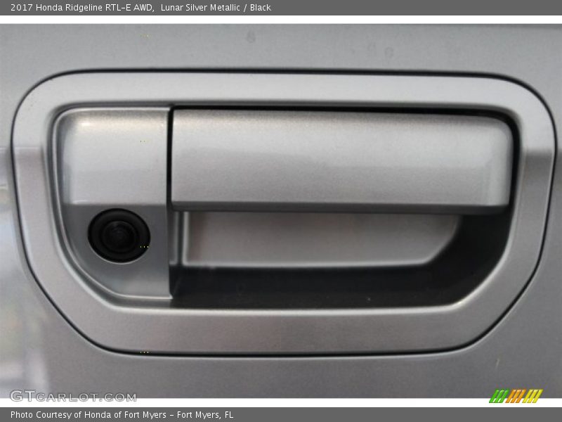 Lunar Silver Metallic / Black 2017 Honda Ridgeline RTL-E AWD