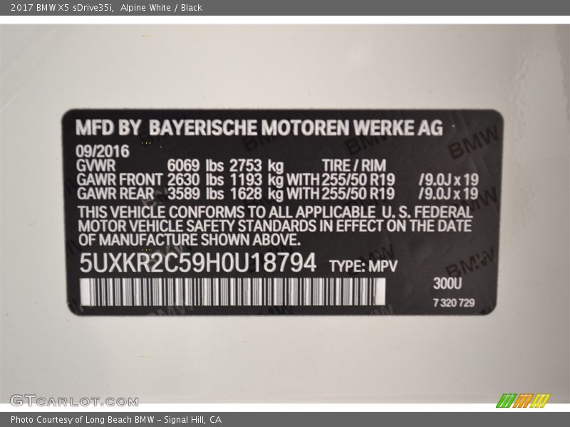 Alpine White / Black 2017 BMW X5 sDrive35i