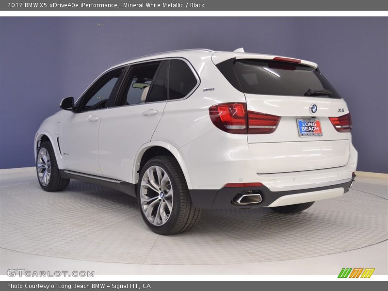 Mineral White Metallic / Black 2017 BMW X5 xDrive40e iPerformance